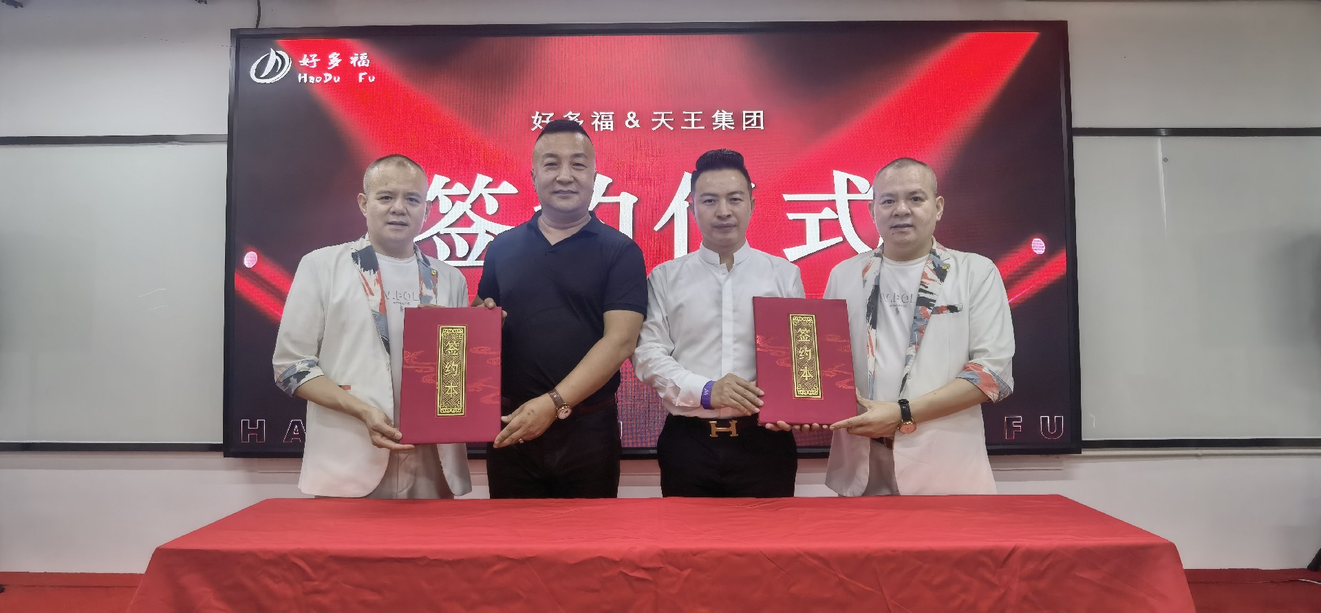 1756782768115759.jpg 0ecc21aba2ed59e8e70f47cd9aa1776.jpg